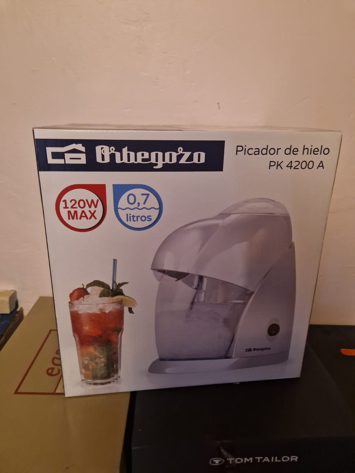Eiswürfelzerkleinerer Icecrusher 0,7L Edelstahl Behälter