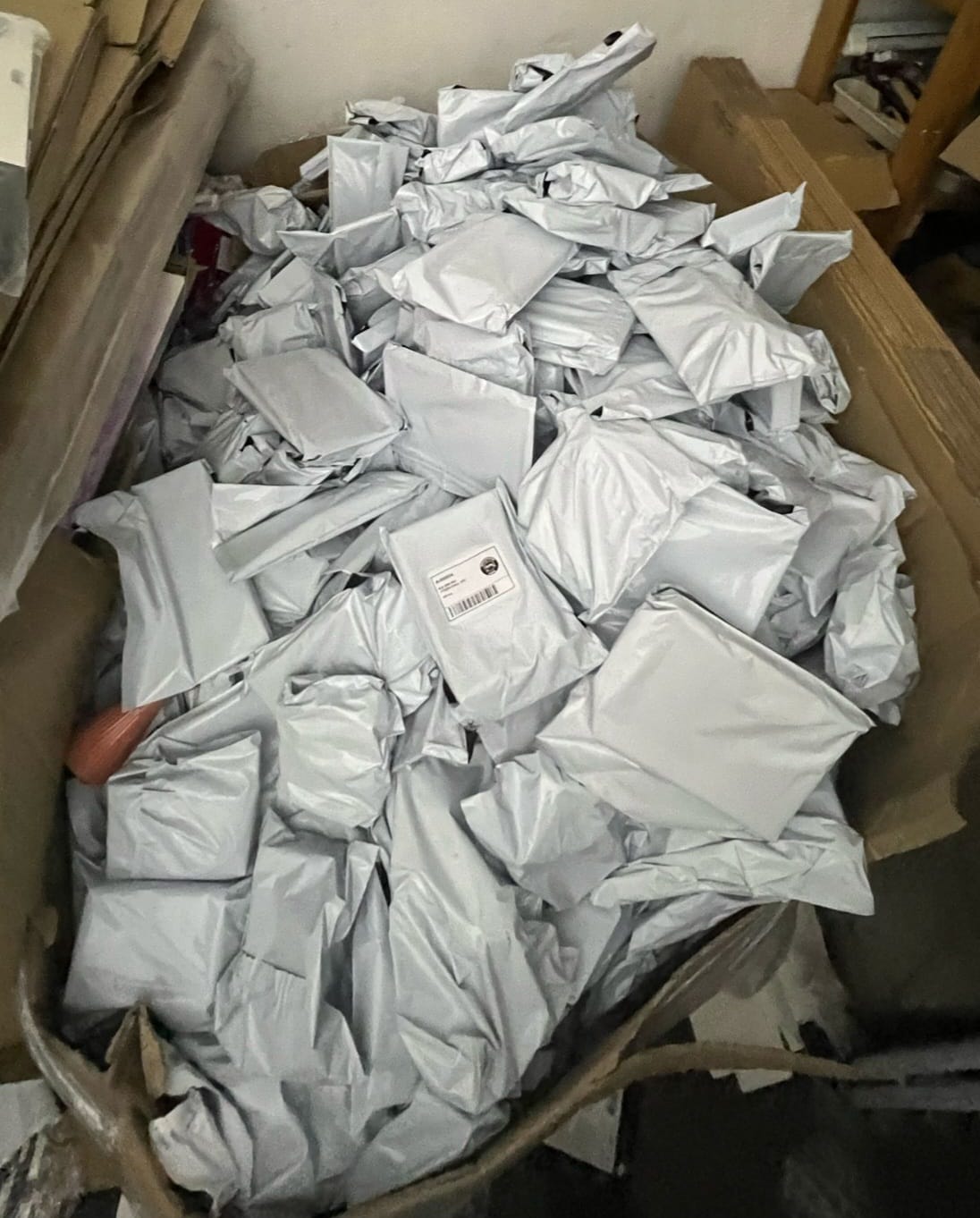Secret Packs Mystery Pakete S, M, L, XL - Amazon Restposten